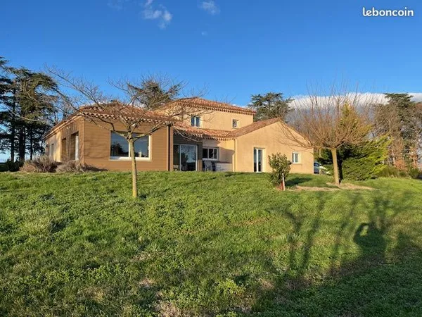Maison 7 pièces 172 m² 