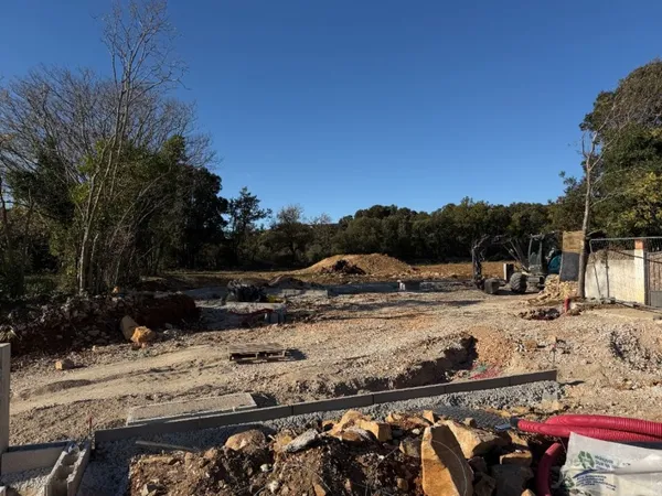 Terrain 812 m² 