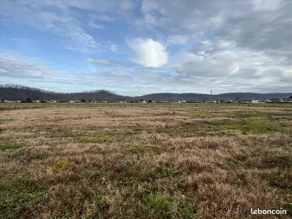 Terrain 1037 m² 