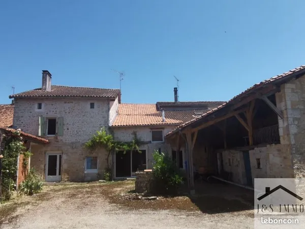 Maison 6 pièces 286 m² 