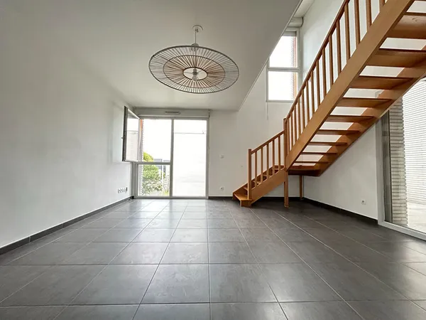 Appartement 4 pièces 81 m² 