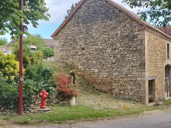 Maison Vente Cherveix-Cubas 1p 160m² 55000€