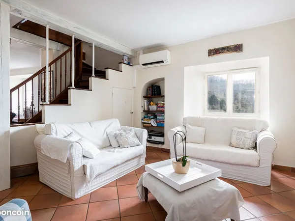 Maison 6 pièces 146 m² 