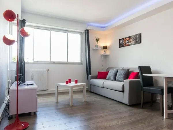 Studio 1 pièce 23 m² 