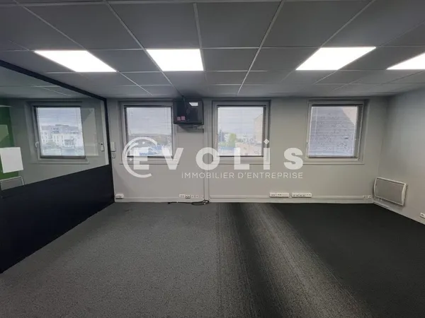 Bureaux - A VENDRE - 139 m² divisibles à partir de 45 m² 