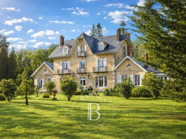 Haute-Vienne - Château de la fin du XIXe siècle - 38 ha de terra 