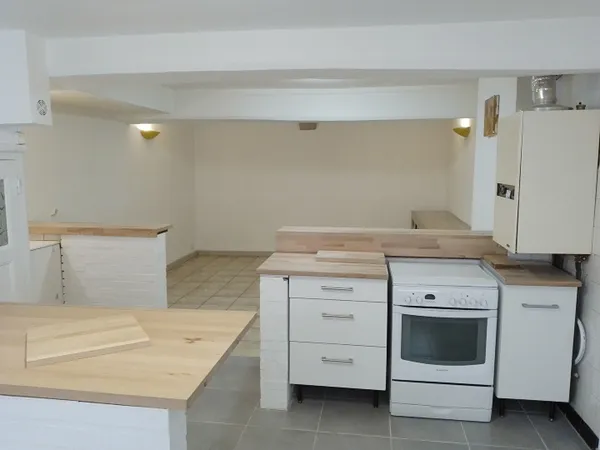 Maison TOURNUS 71700 2 chambre 1 bureau - 71.79 m2 