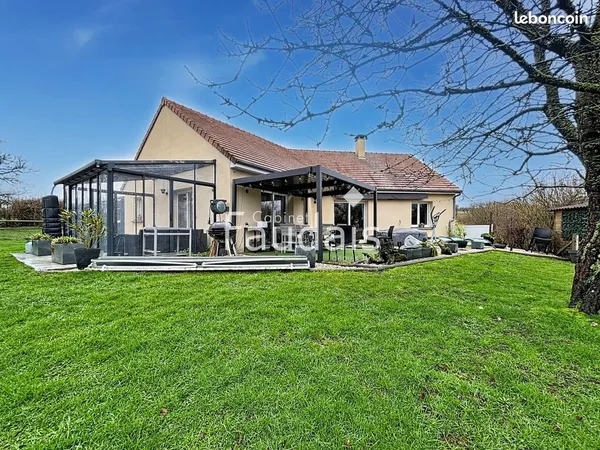 Maison 10 pièces 217 m² 