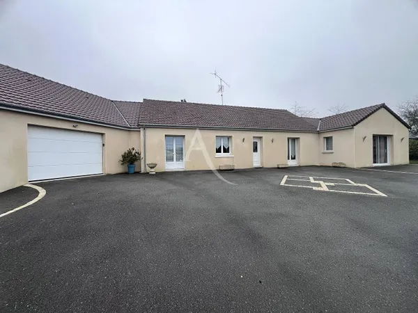Maison de plain-pied 4 pièces 120 m² 