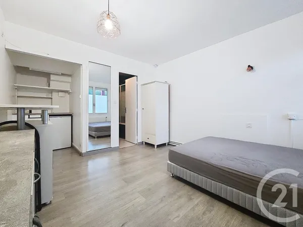 Appartement 1 pièce 18 m² 