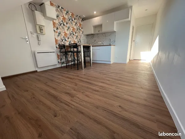 T2 refait à Neuf - 22 m² - Centre-bourg Vritz (Vallons-de-l'Erdre) 