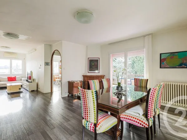 Maison 6 pièces 212 m² 