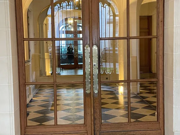 Vends appartement Paris Champ de Mars 