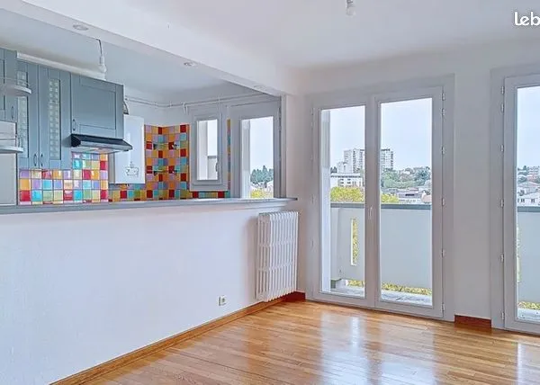 Appartement 3 pièces 55 m² 