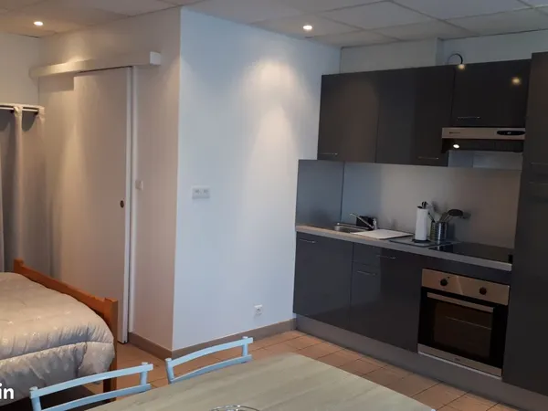 Location studio meublé 