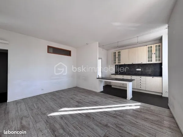 Appartement 3 pièces 58 m² 