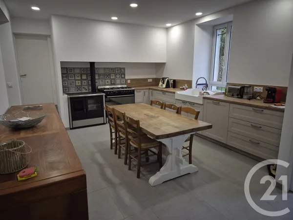 Maison 6 pièces 145 m² 