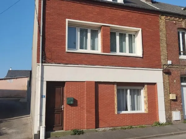 Grande maison avec jardin 