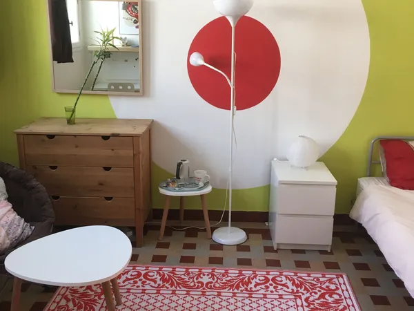 Loue chambre chez l'habitant en maison 