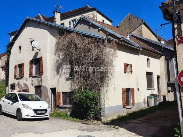 Grande maison a FAVERNEY