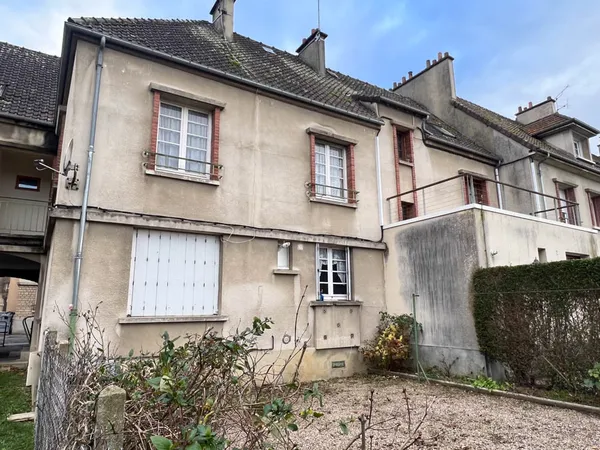 Maison de ville en centre-ville de Vimoutiers 