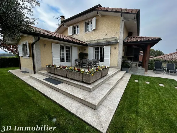 vente maison - 7 pièce(s) 