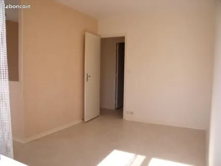 ANGERS T1bis 31m² quartier St Léonard 