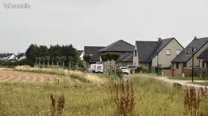 TERRAINS A BATIR VIABILISES "Libres de constructeur" SPYCKER 