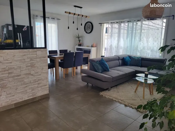 Villa de plain pied T4 avec jardin 