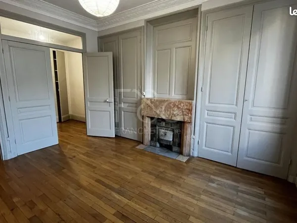 Appartement 3 pièces 70 m² 