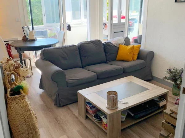 LOCATION APPARTEMENT T2 MEUBLE - QUARTIER DES CHARTRONS 