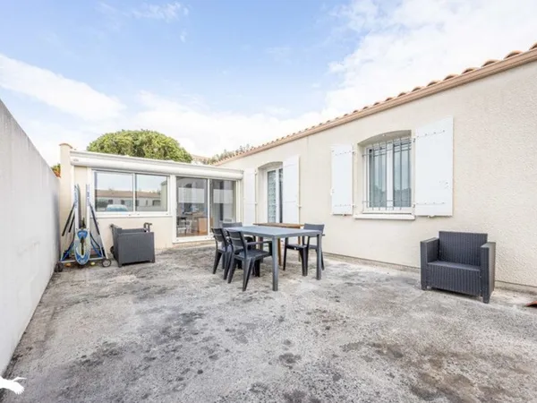 Maison de 6 pièces principales 