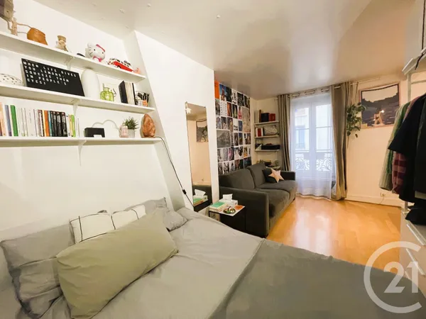 Studio 1 pièce 21 m² 