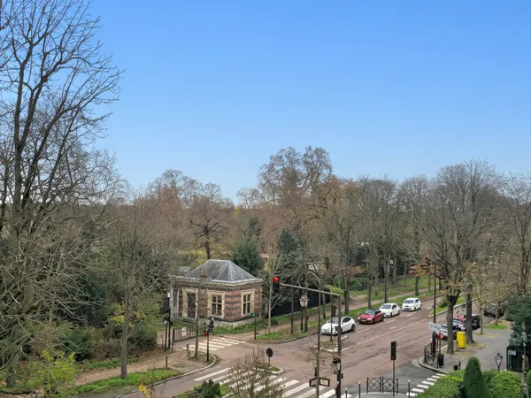Appartement Neuilly Sur Seine 5 pièce(s) 120 m2 