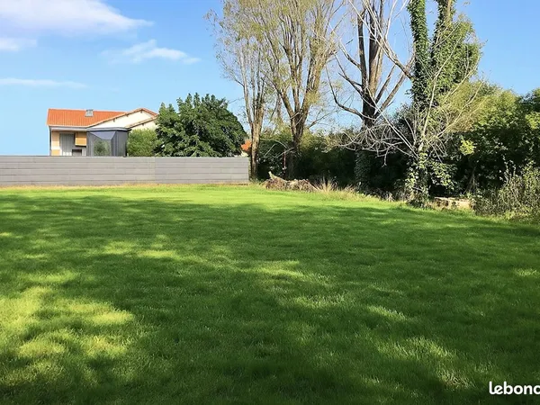 Terrain 571 m² L HERBERGEMENT 