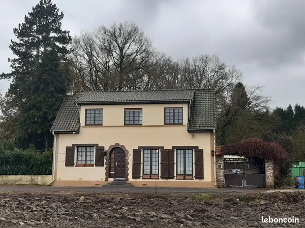 Maison individuelle de 121m² sur parcelle de 3132m² 
