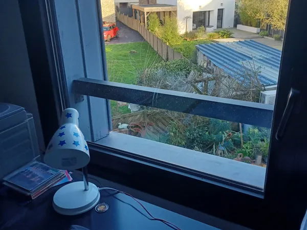 Loue chambre meublée 