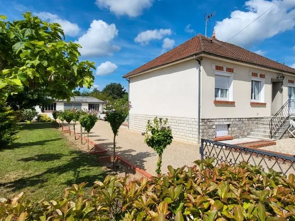 Maison traditionnelle - 71 m2 - 4 pièces 