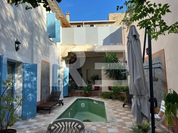 Maison 5 pièces 188 m² 