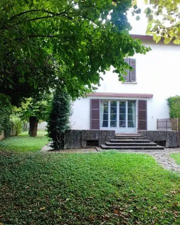 Maison 9 pièces 156 m² 