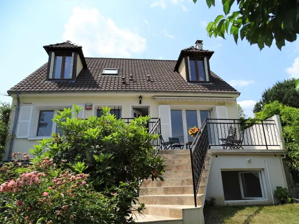 Loue chambre meublée "Pillement" dans une maison avec parties communes Jouy-en-Josas 