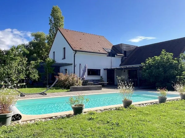 Maison 8 pièces 173 m² 