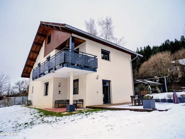 Maison 8 pièces 154 m² 
