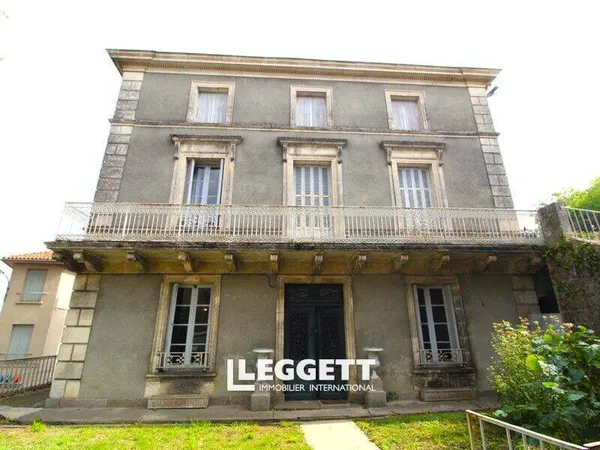 Maison 15 pièces 255 m² 