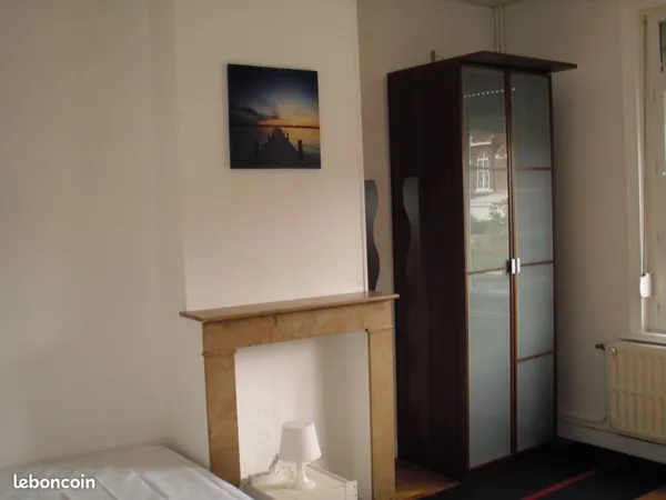 Lille chambre étudiant 