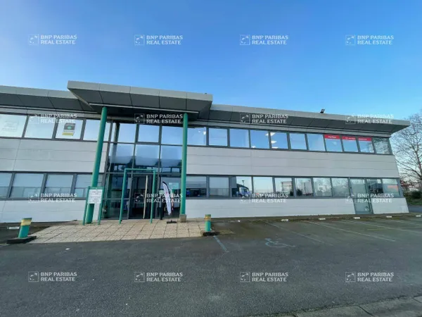 Bureaux 193 m² 