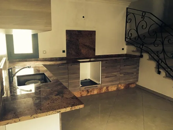 Appartement 4 pièces 84 m² 