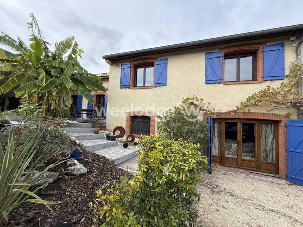 Maison 6 pièces 207 m² 