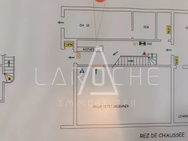 Hôtel 18 pièces 500 m² 