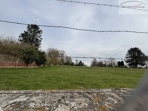 Terrain constructible 8137 m² 